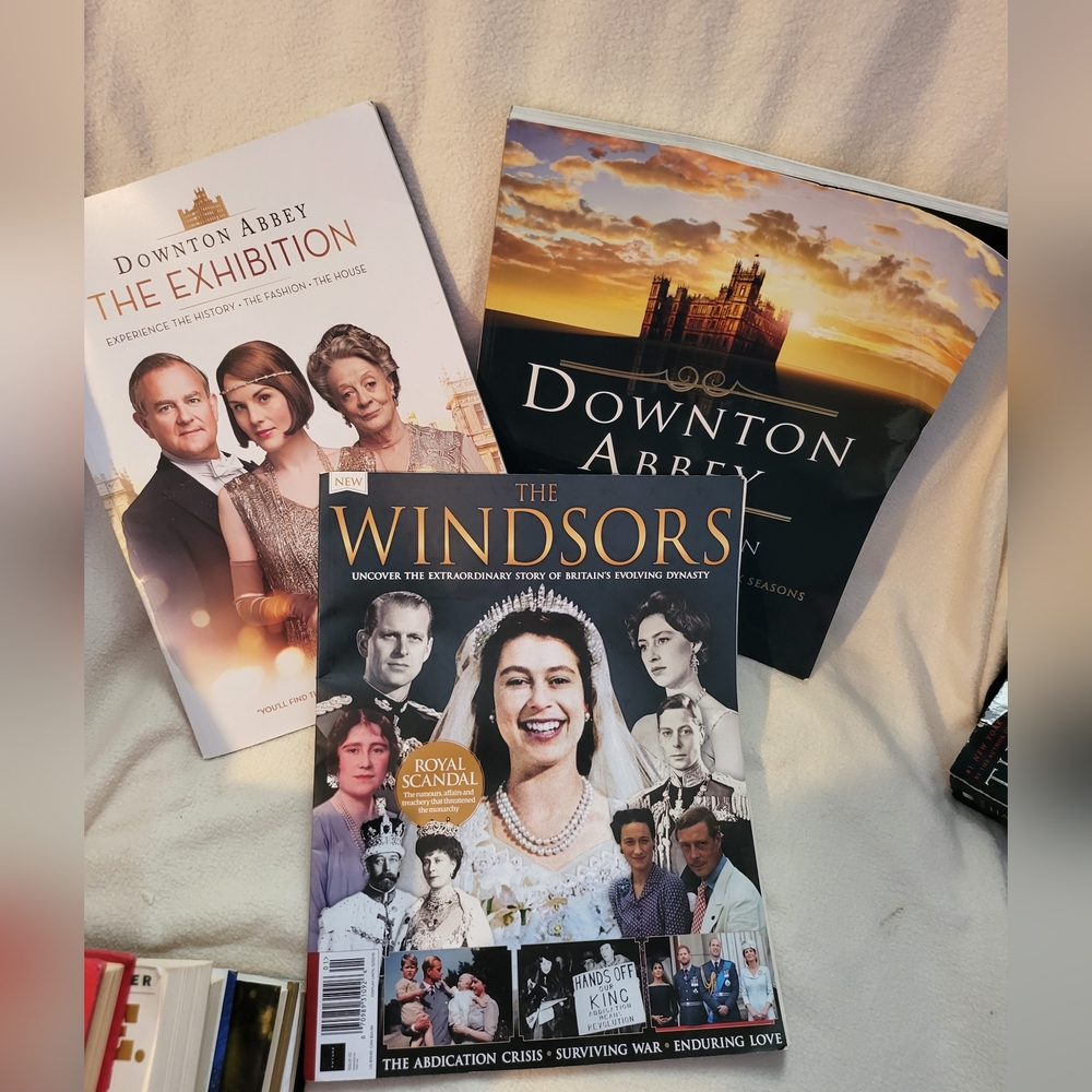 Downtown Abbey, The Windsors and The Exhibition  (3)